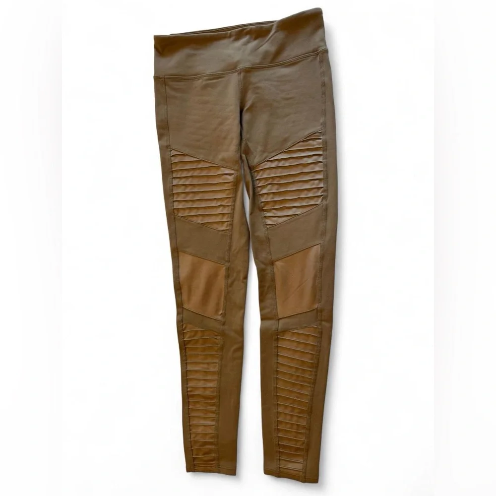 ALO Yoga Moto Legging Size Small Taupe Ribbed Panel High Waist